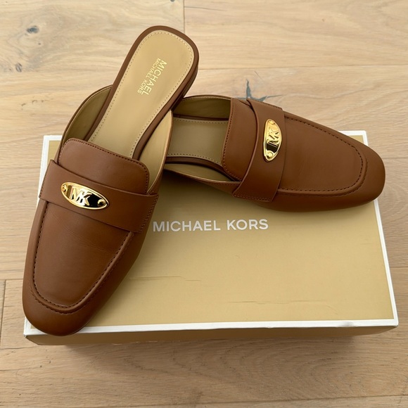 Never worn Michael Kors Brown Leather Mule - Picture 1 of 3